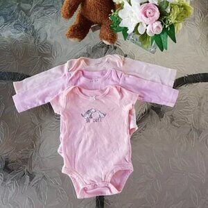 Adorable Carter's onesies 3M